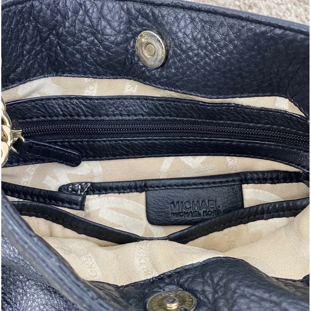 Michael Kors‎ Shoulder Bag Black Leather Slouchy Chain MK Charm Gold Tone Purse